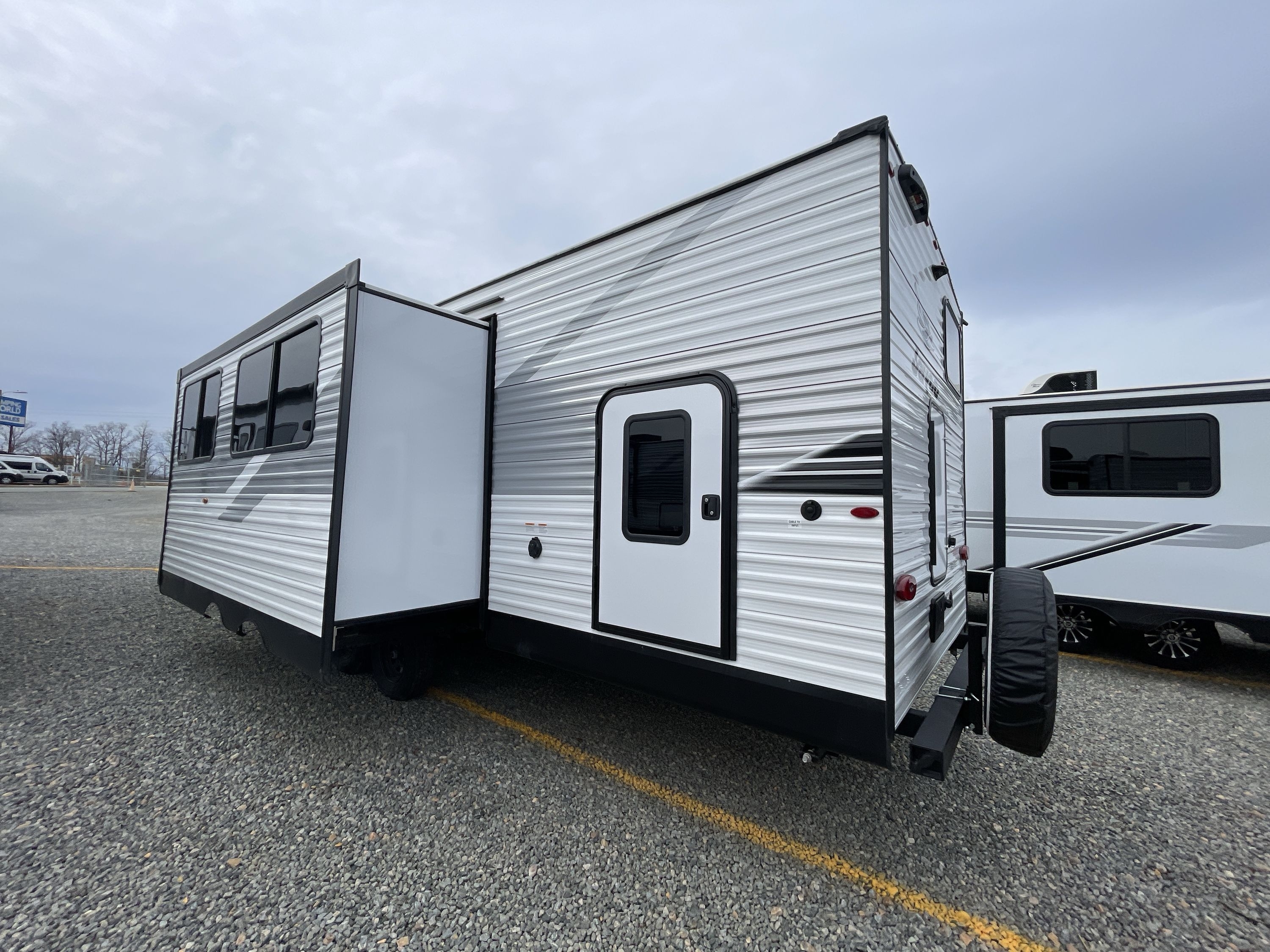 2026 Jayco JAY FLIGHT SLX 295TBS in thornburg VA