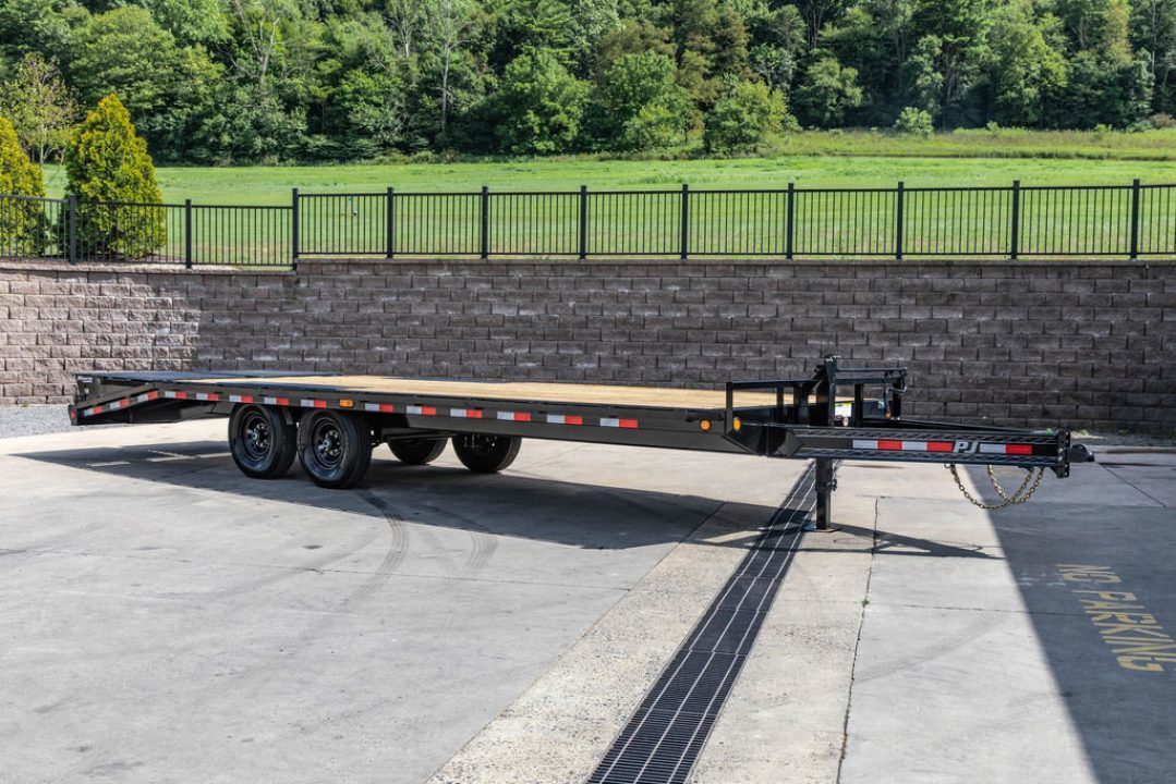 2026 PJ Trailers F8 24' in Cocolamus, PA