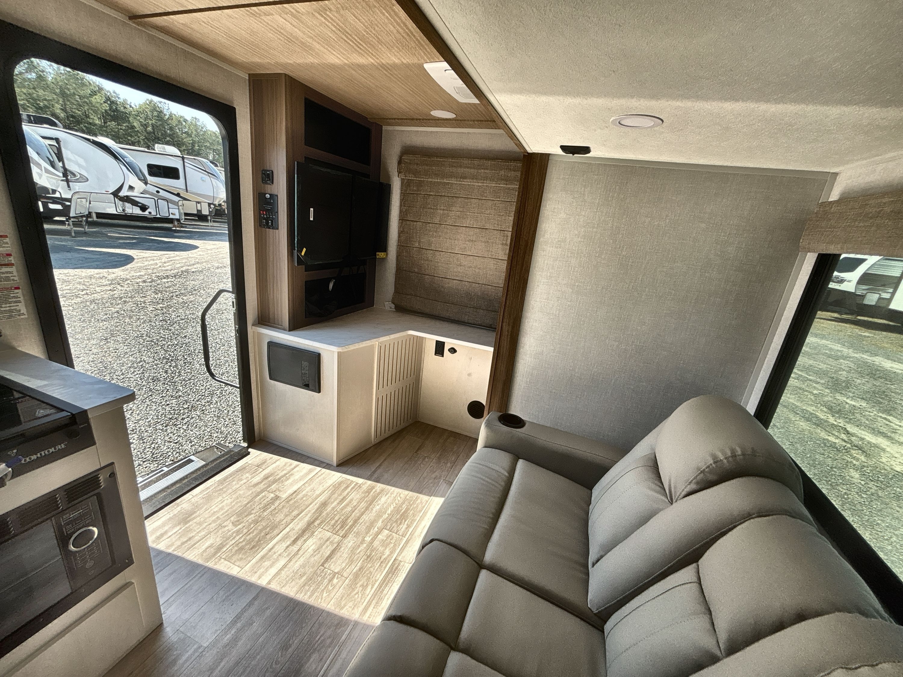 2026 Forest River VIBE EXTREME LITE 2400RB in hope mills NC
