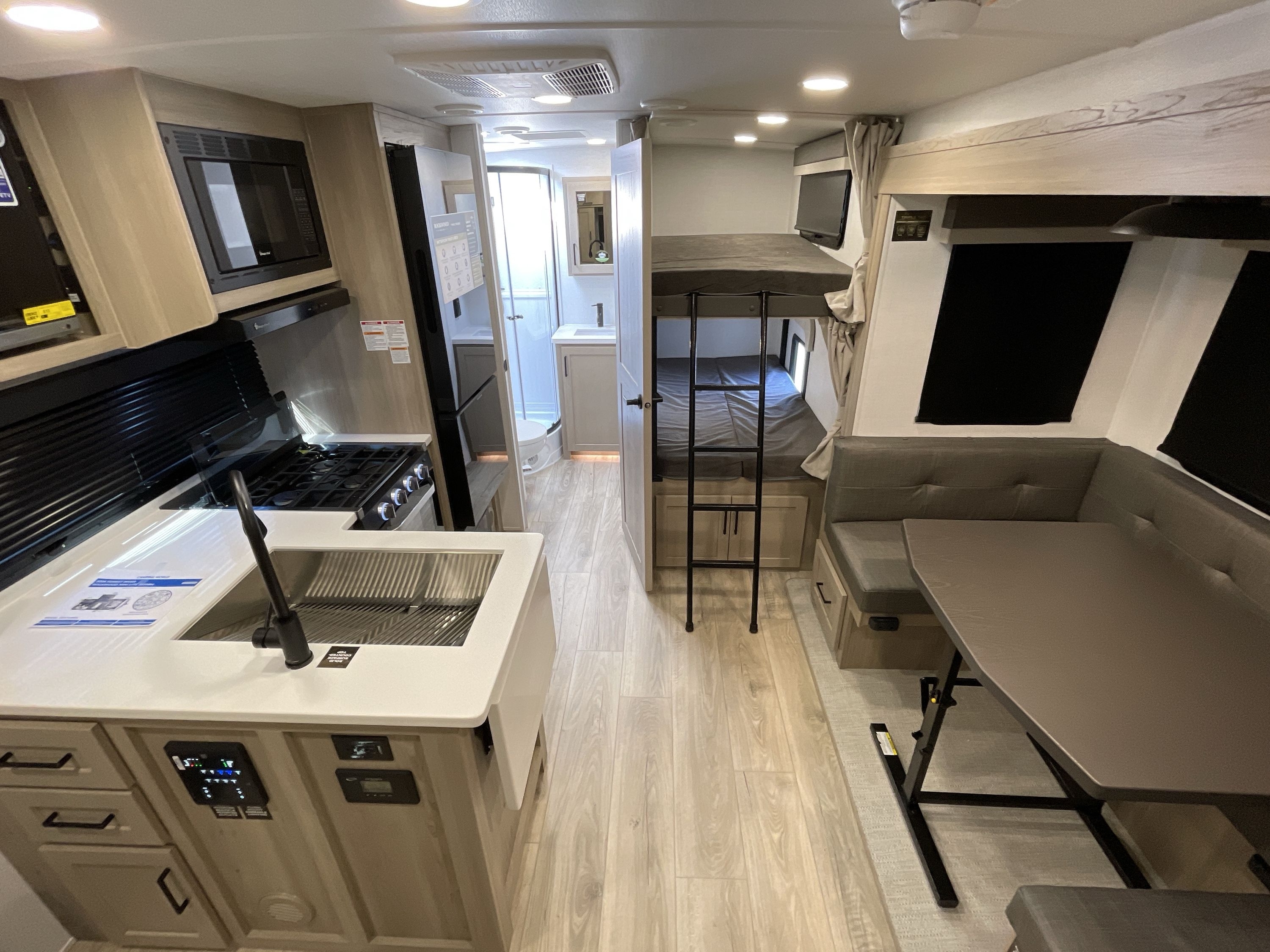 2026 Forest River ROCKWOOD MINI LITE 2520BH in apollo PA