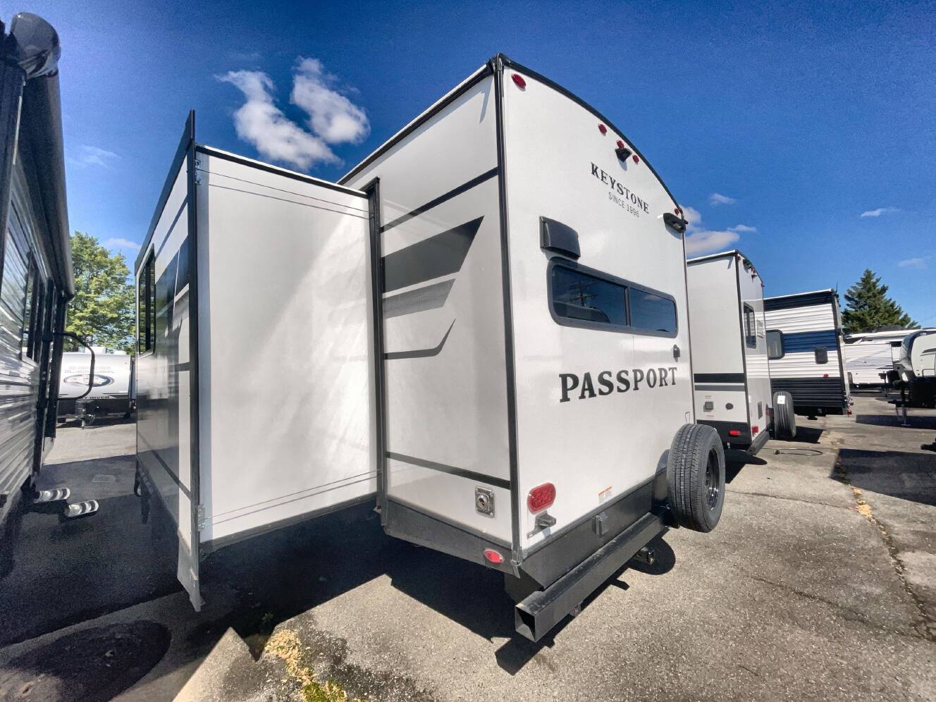 A photo of this 2026 Keystone PASSPORT SUPER LITE 2450RK