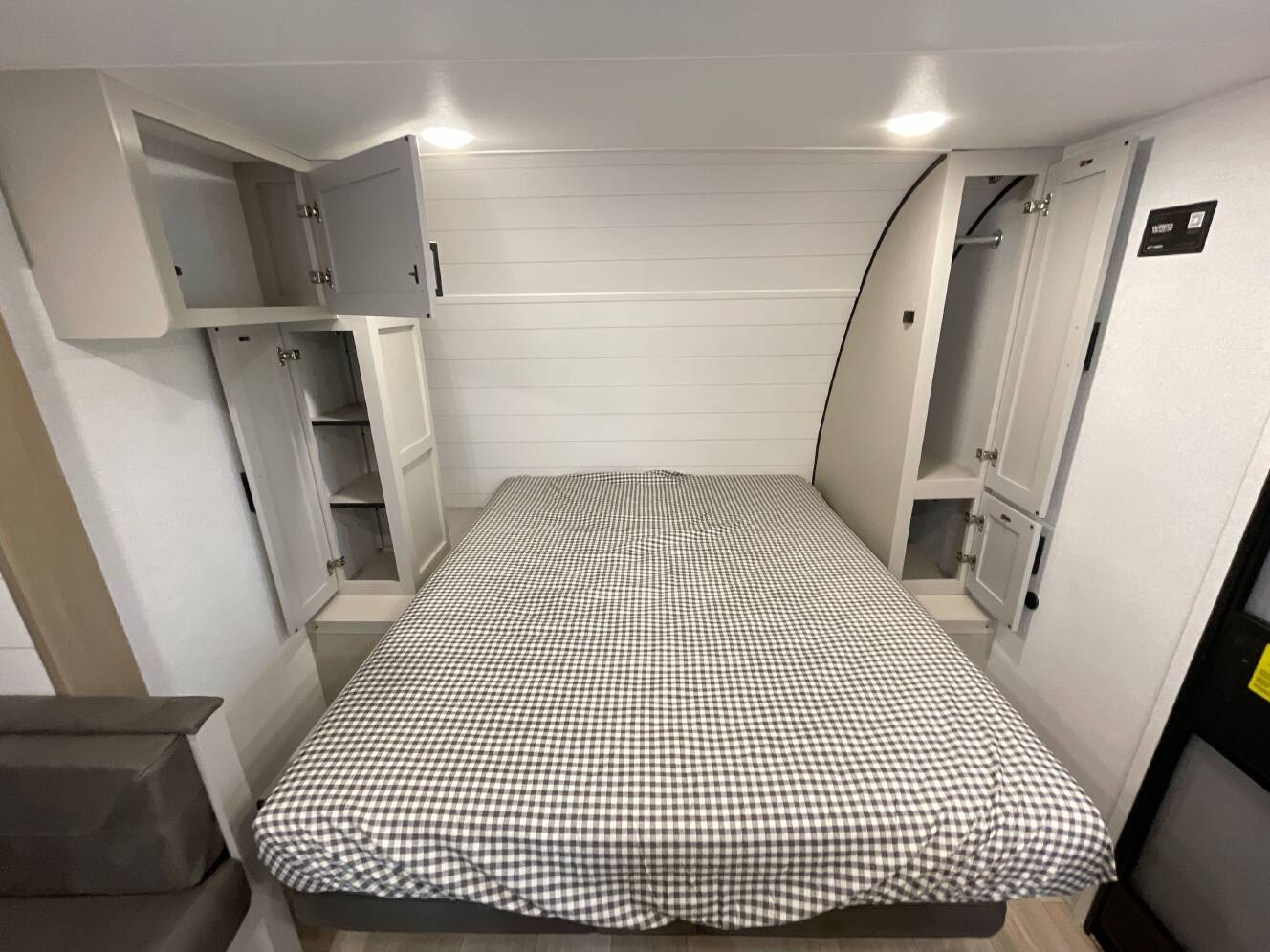 A photo of this 2027 Jayco JAY FLIGHT 197MB