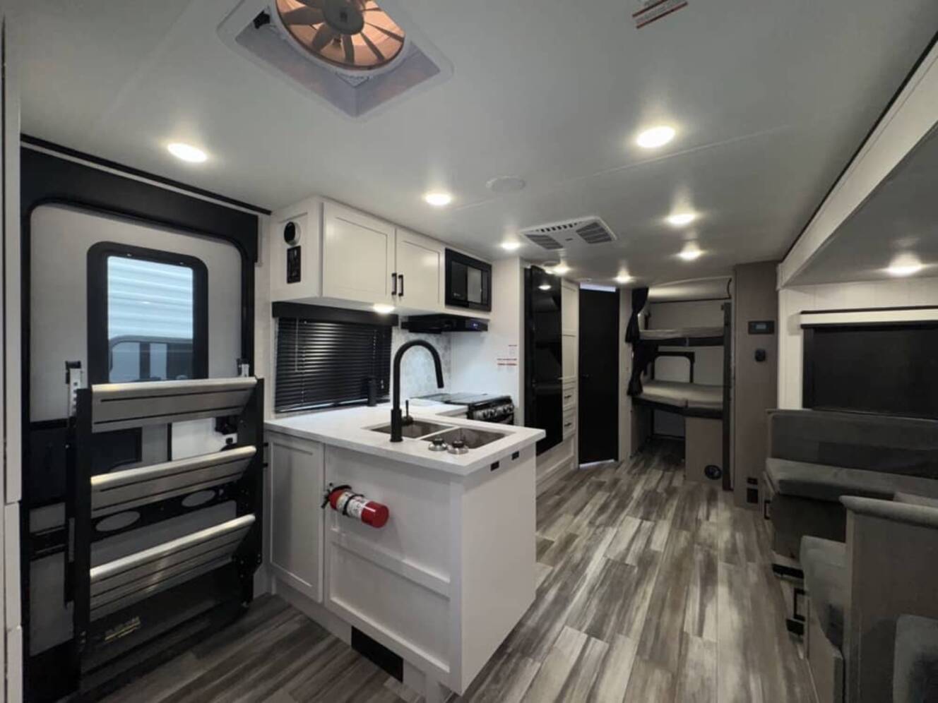 A photo of this 2025 Jayco JAY FEATHER 29QBH