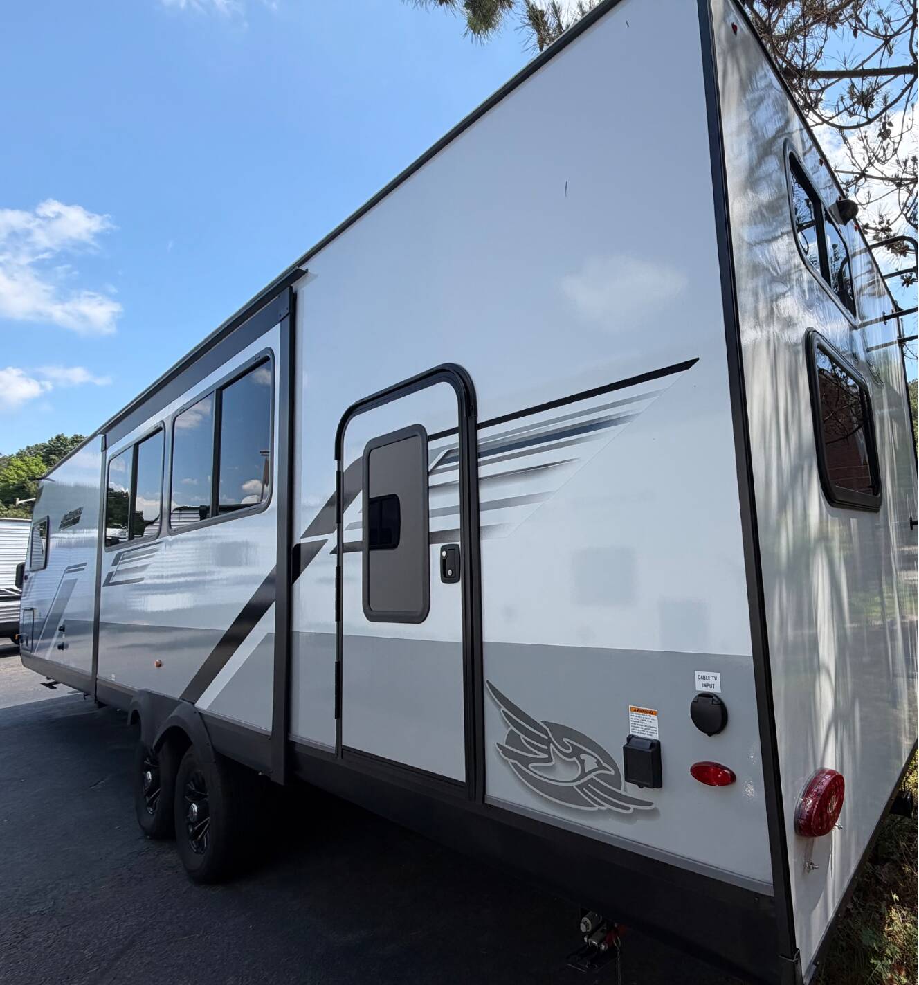 A photo of this 2025 Jayco JAY FEATHER 29QBH