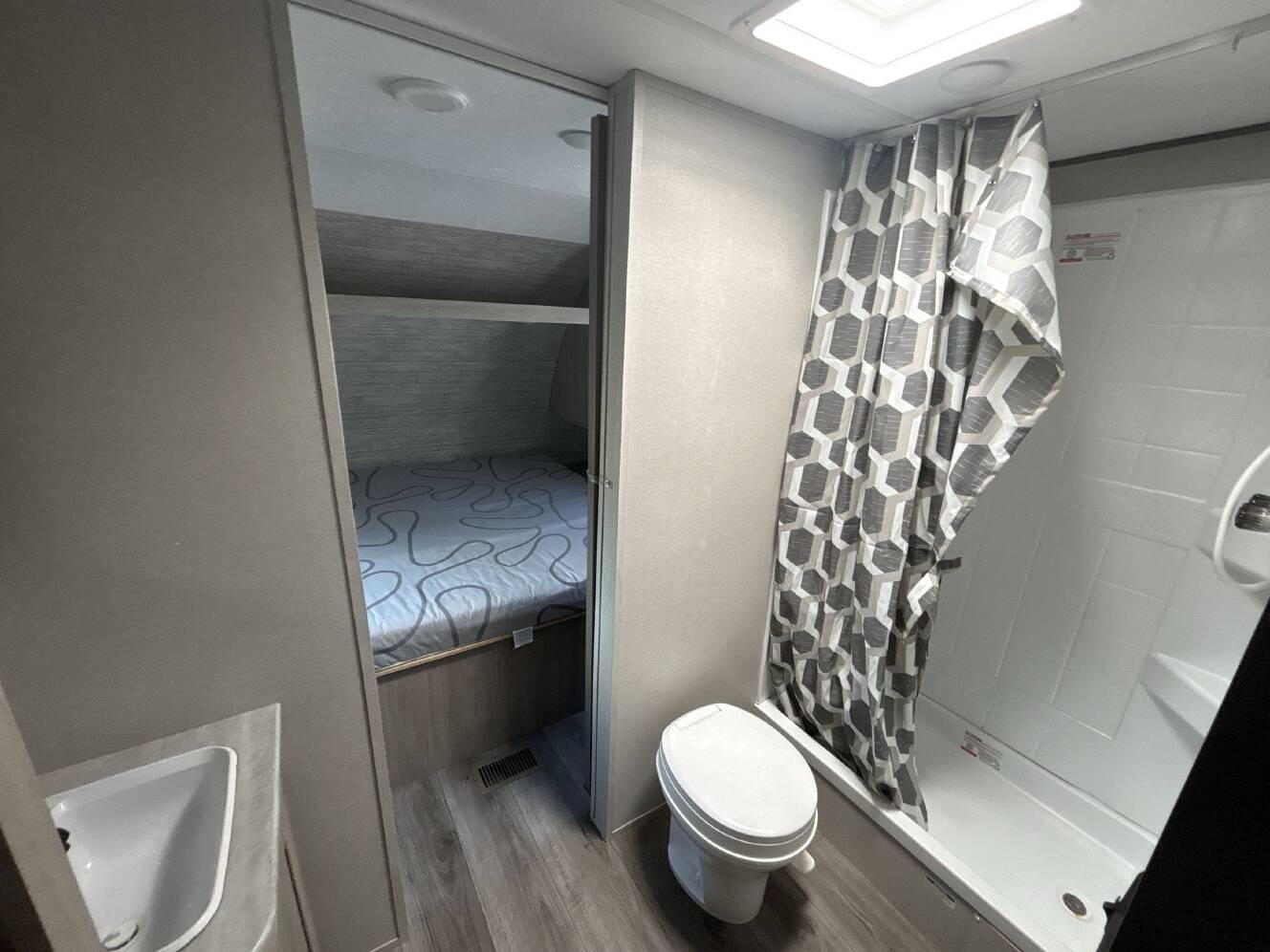 A photo of this 2024 Coachmen CATALINA SUMMIT 271DBS