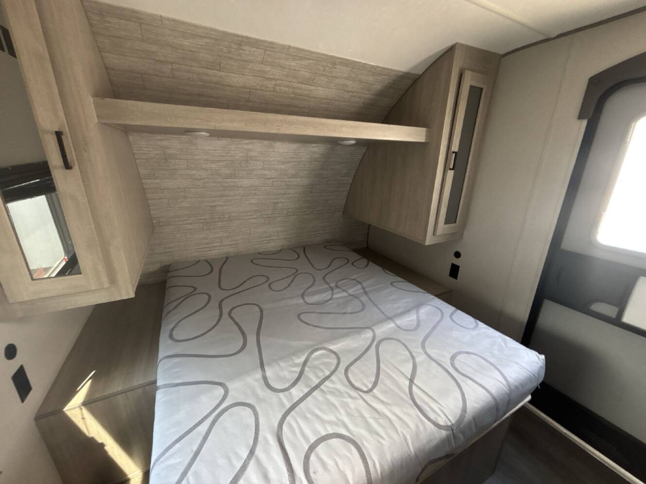 A photo of this 2024 Coachmen CATALINA SUMMIT 271DBS