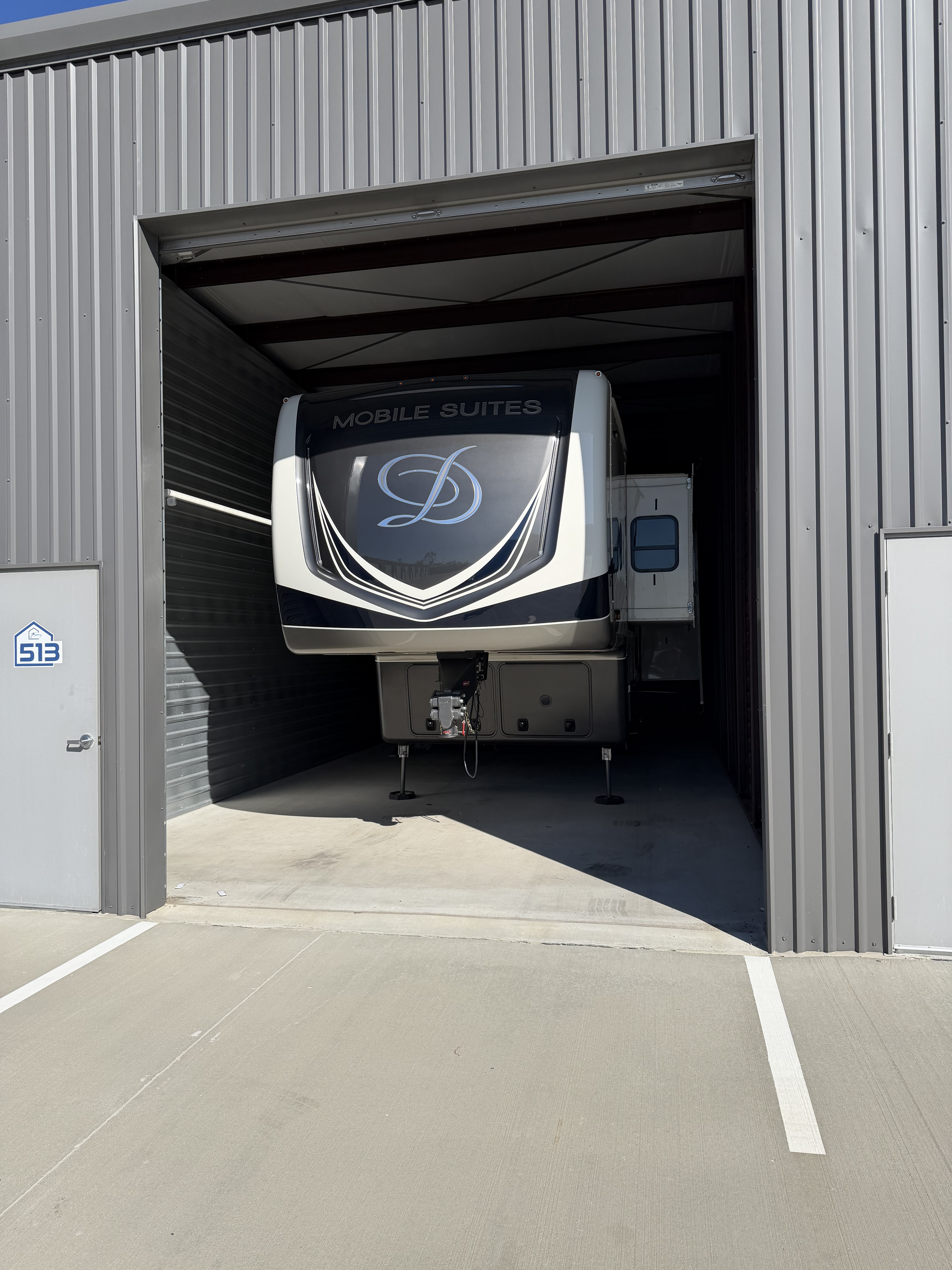 2022 DRV MOBILE SUITES 41RKDB RV