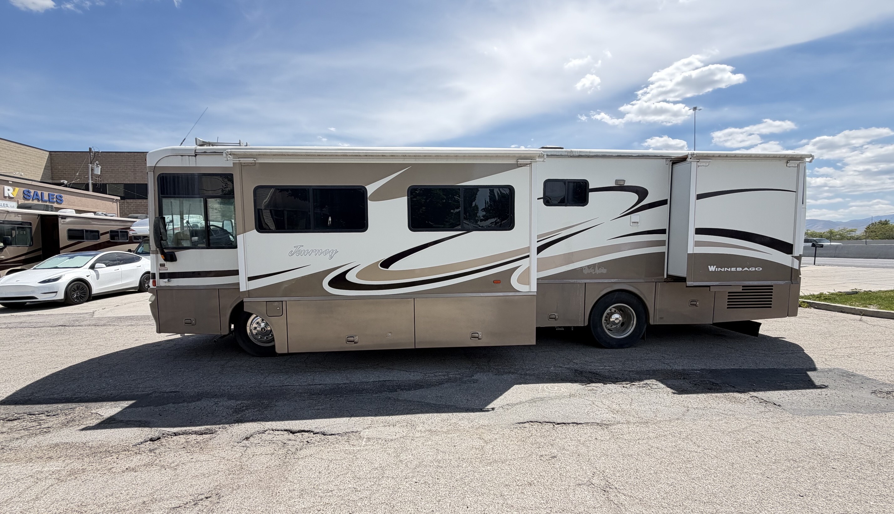 2006 Winnebago JOURNEY 36G in draper UT