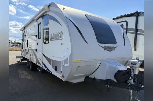 2018 Lance LANCE 2375 in vacaville CA