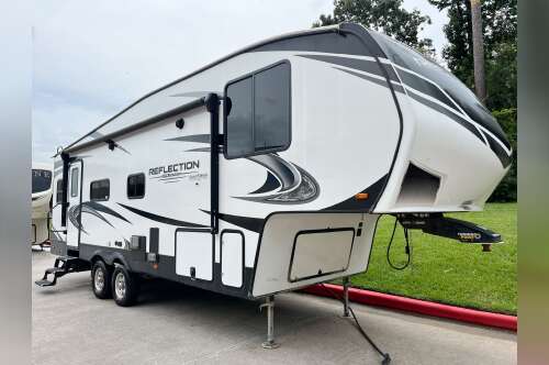 2025 Grand Design REFLECTION 100 SERIES 28RL in spring TX