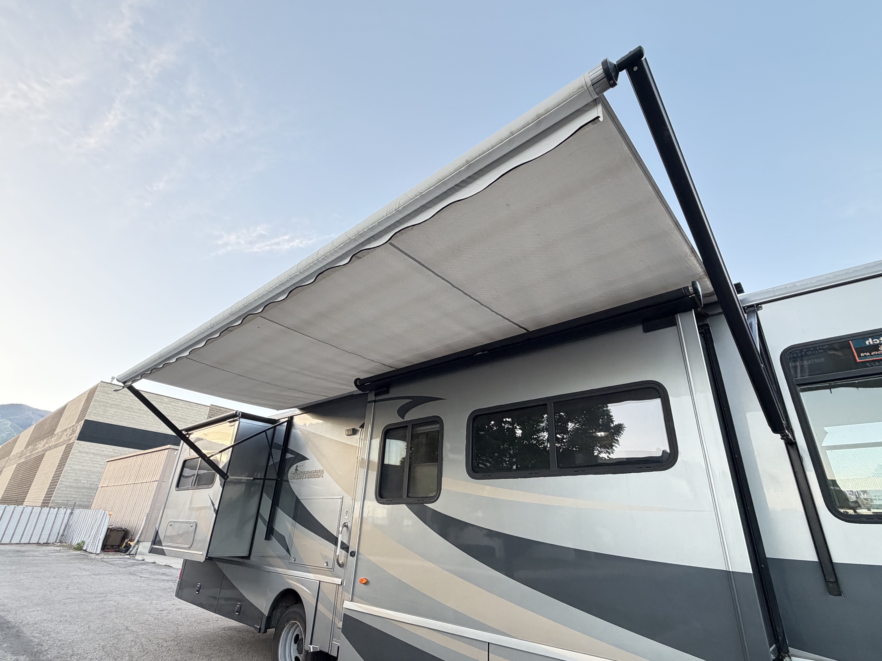 2011 Winnebago SIGHTSEER 33C in draper UT