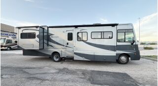 2011 WINNEBAGO SIGHTSEER 33C