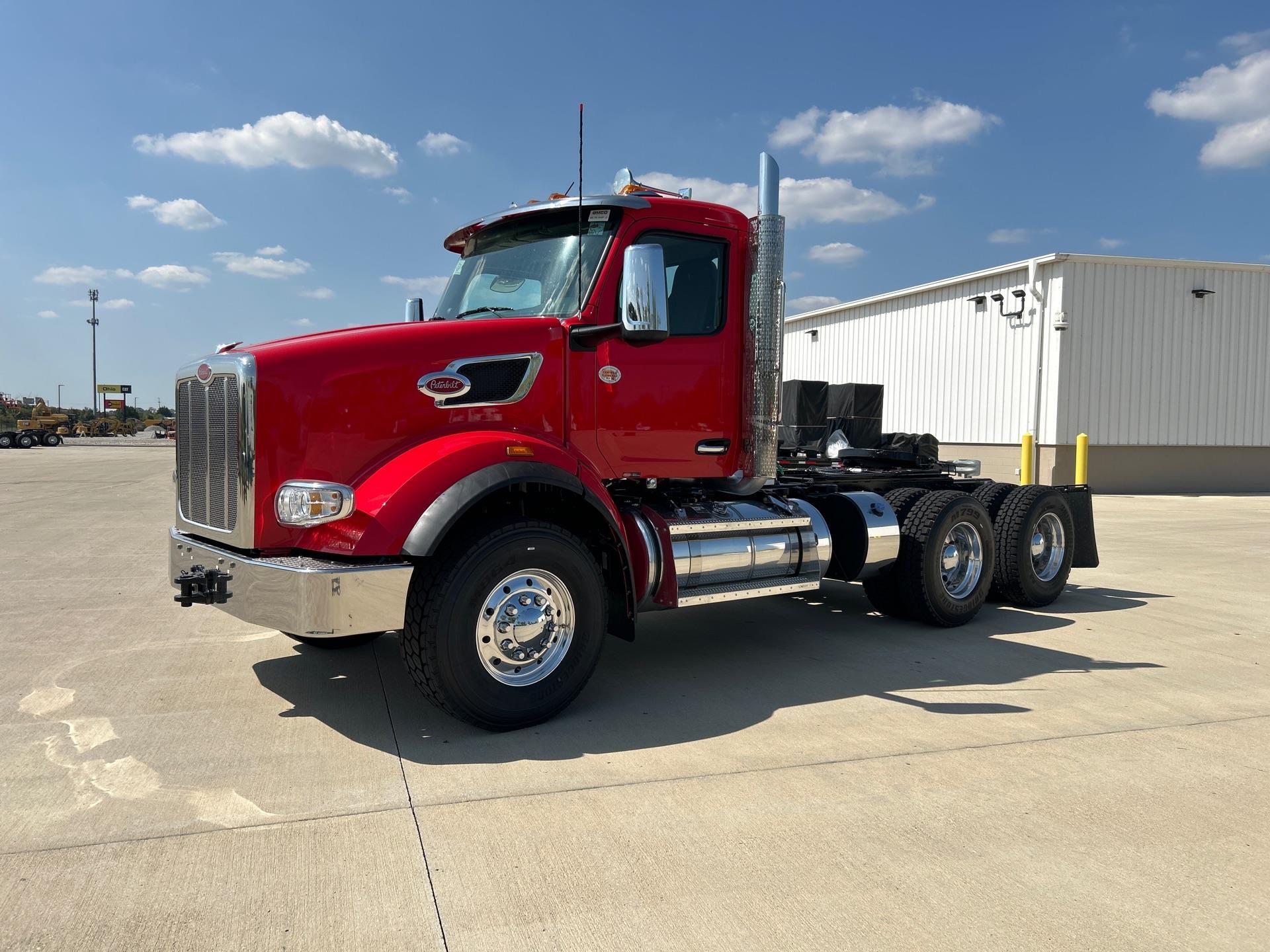 2026 PETERBILT 567 in Grove City, OH