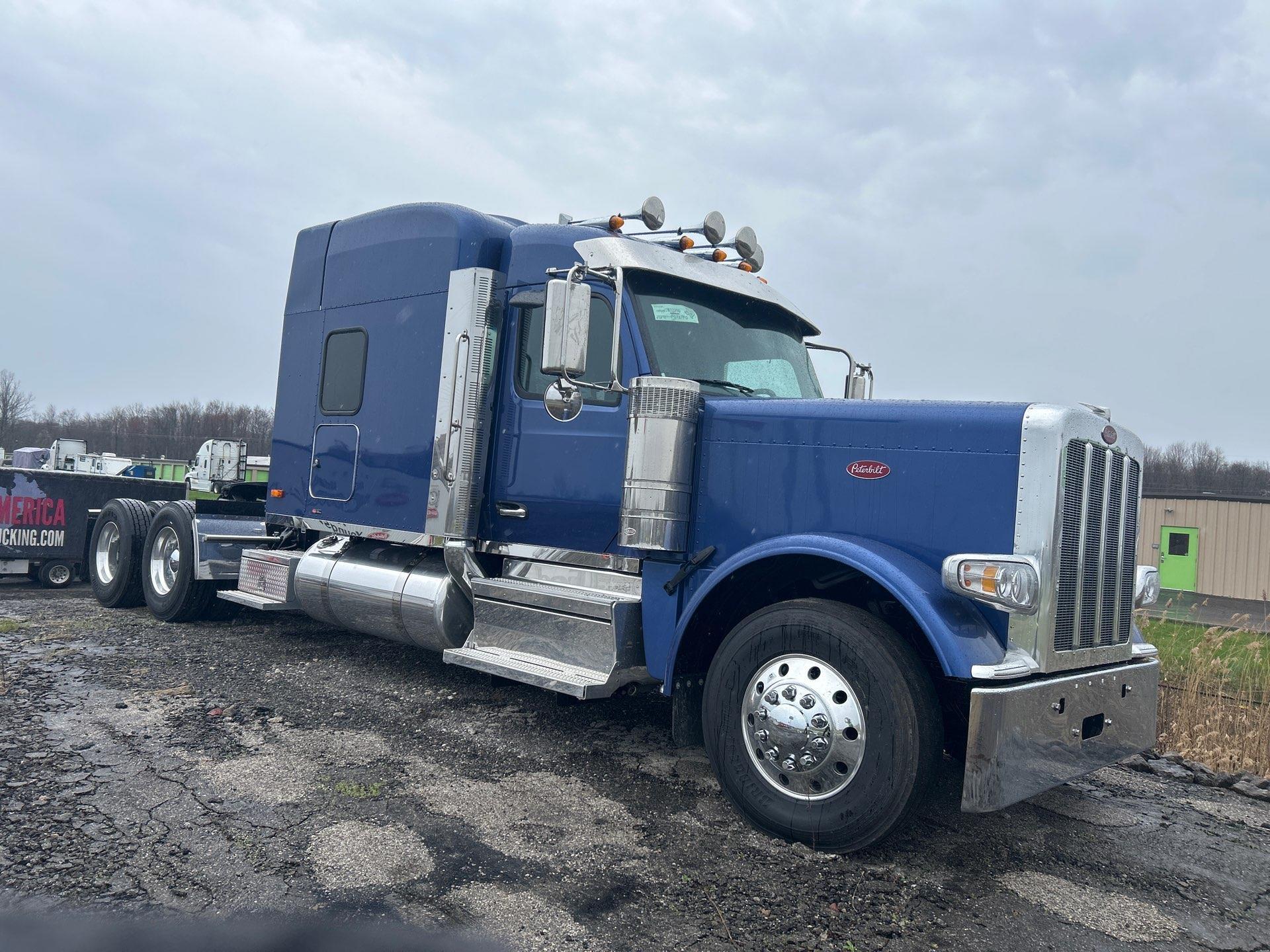 2027 PETERBILT 589 in Youngstown, OH