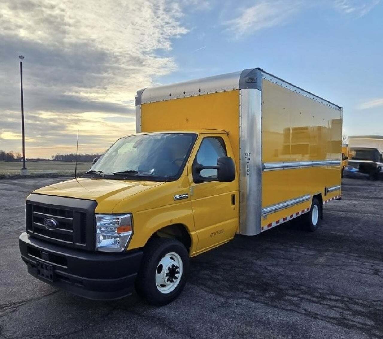 2022 FORD ECONOLINE in New Castle, DE