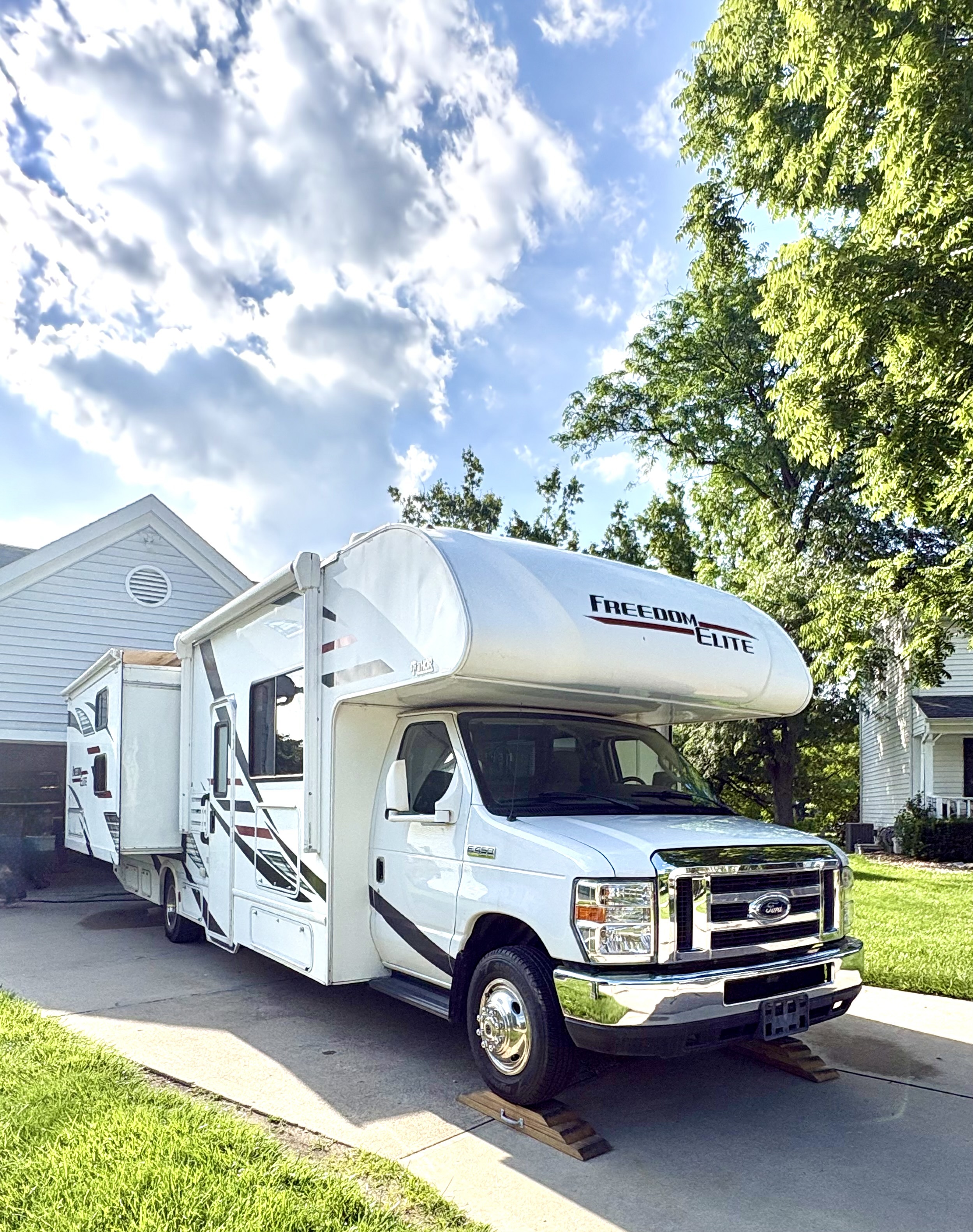 2020 Thor Motor Coach FREEDOM ELITE 30FE in maineville OH