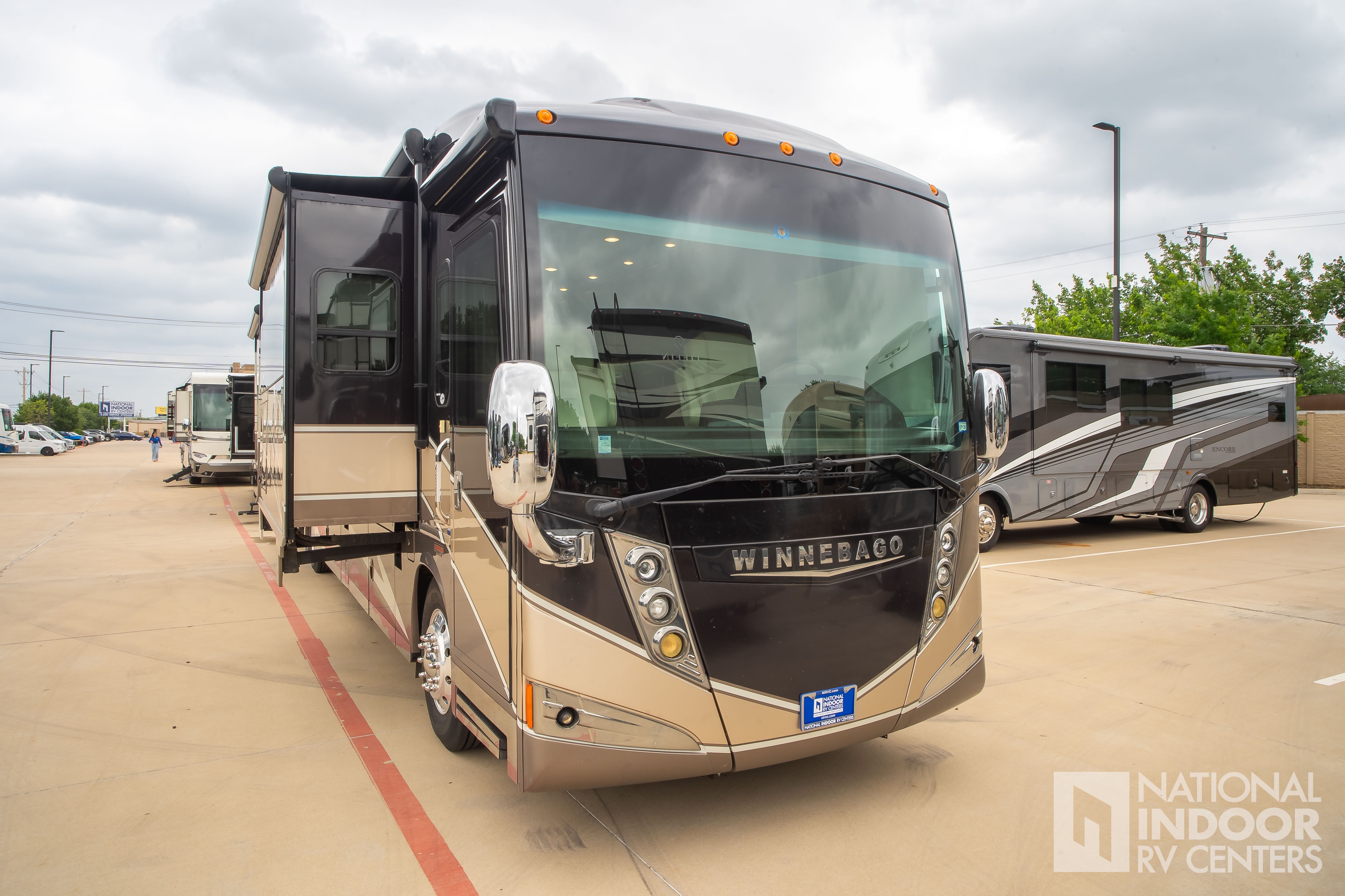 2016 Winnebago Tour 42HD in lewisville TX