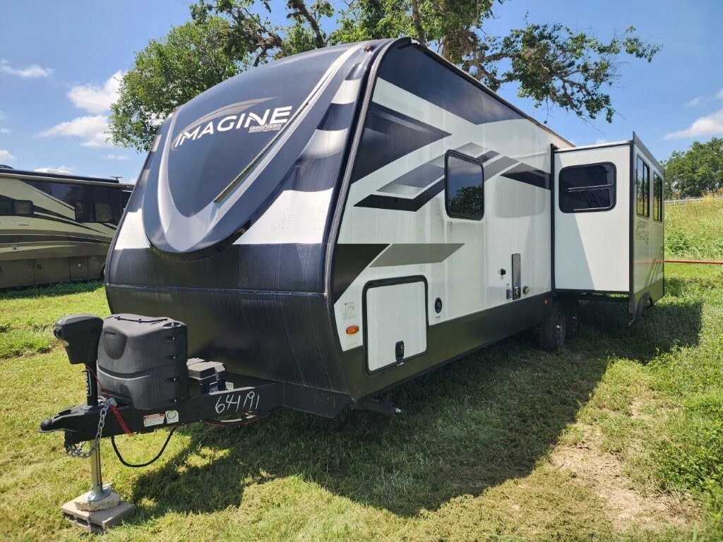2022 Grand Design IMAGINE 2670MK in pipe creek TX