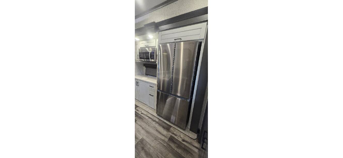 A photo of this 2023 Redwood REDWOOD 4001LK
