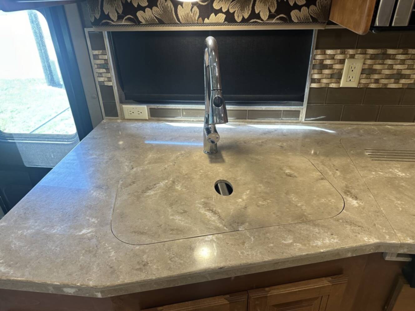 A photo of this 2018 Tiffin Motorhomes ALLEGRO OPEN ROAD 36LA