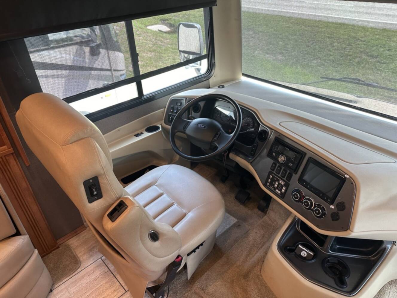 A photo of this 2018 Tiffin Motorhomes ALLEGRO OPEN ROAD 36LA
