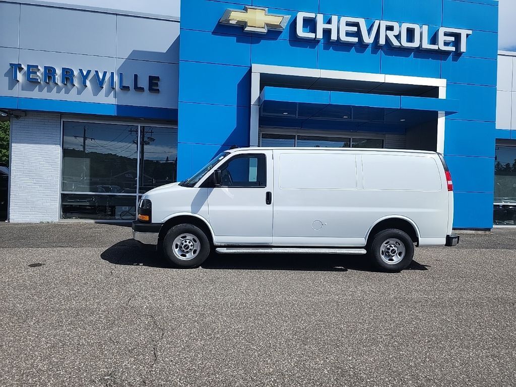 2024 GMC SAVANA in Terryville, CT