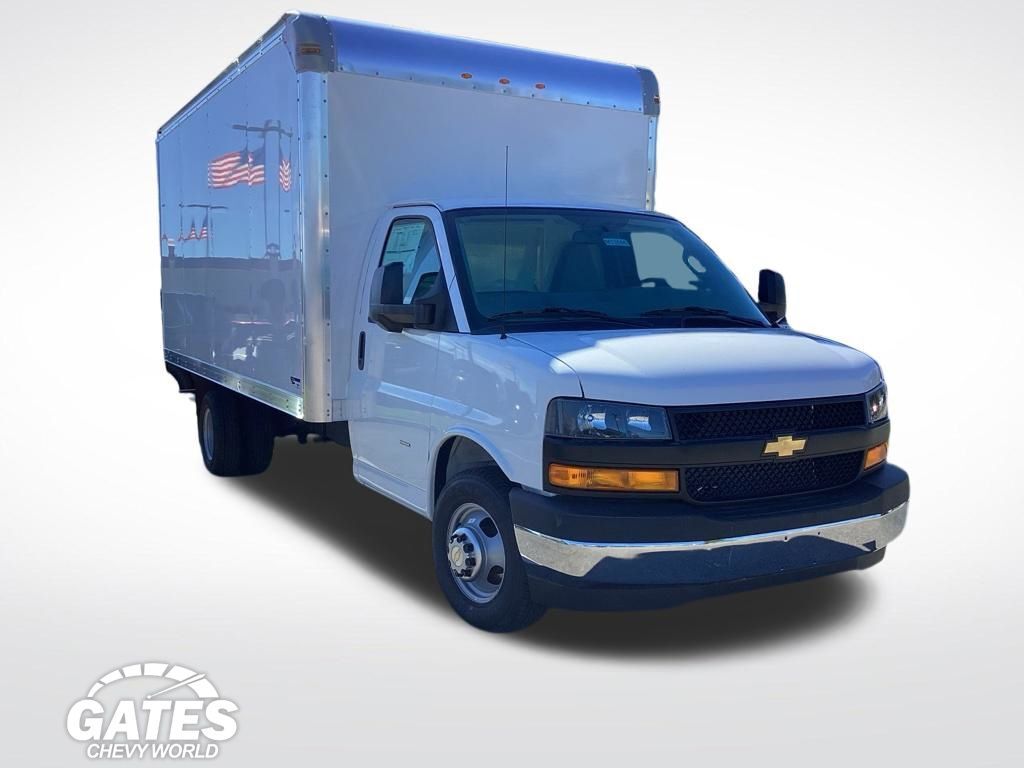 2026 CHEVROLET Express 3500 in Mishawaka, IN