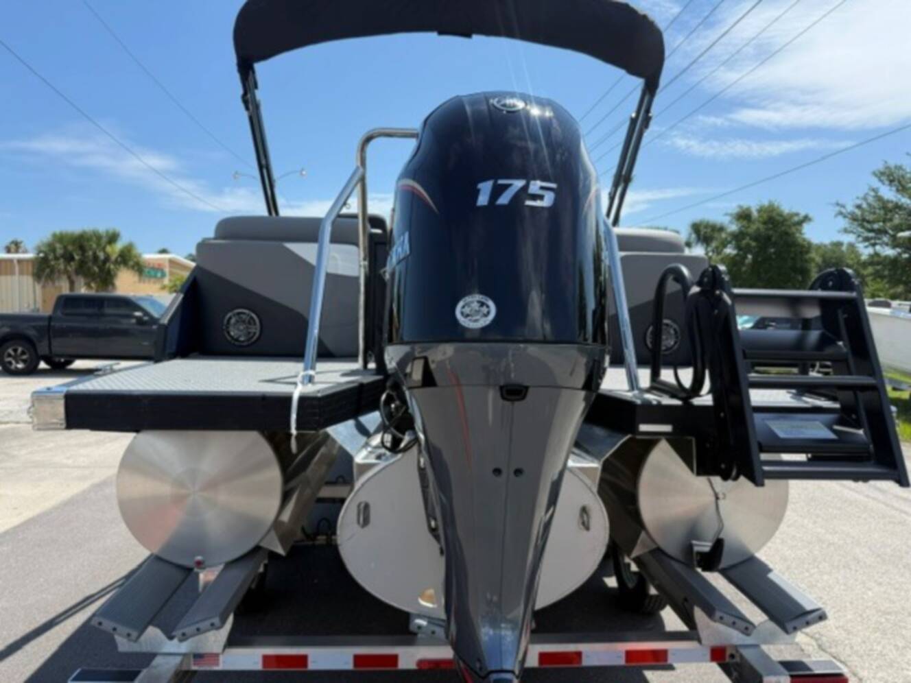 A photo of this 2026 Evotti 521QL