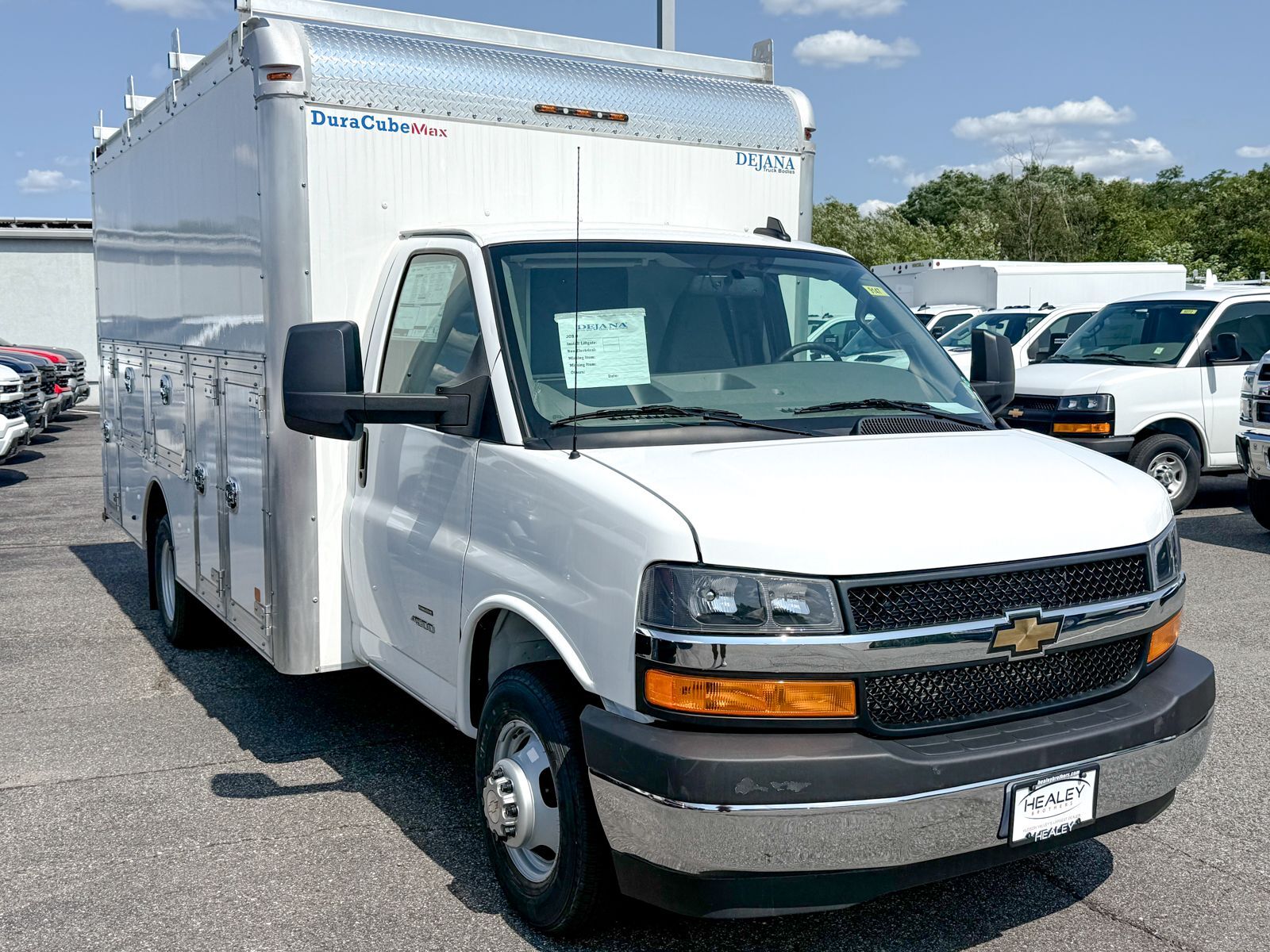 2025 CHEVROLET Express Cutaway in New Hampton, NY