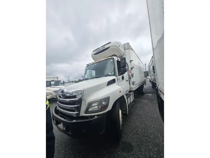 2017 HINO 258/268