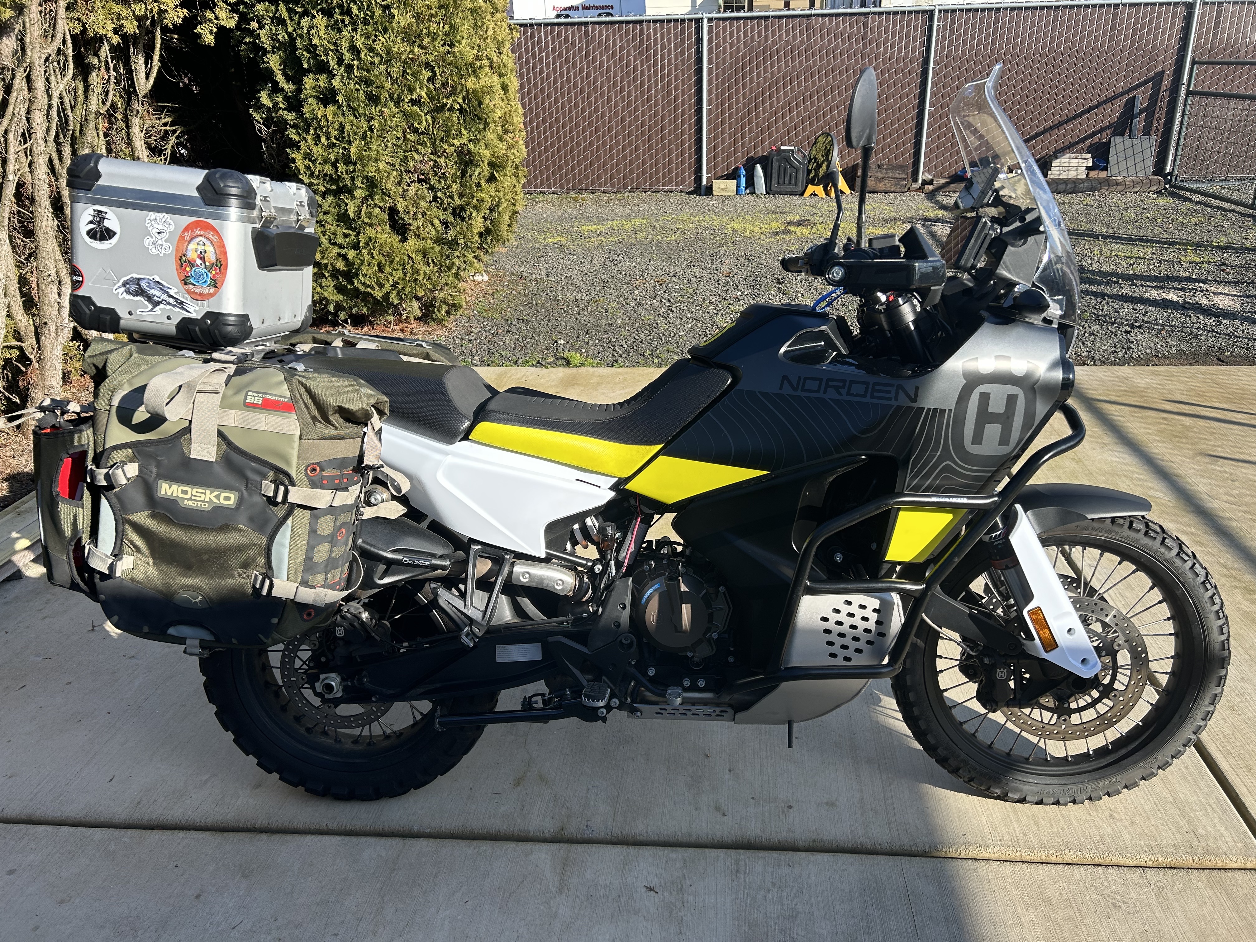 2022 Husqvarna NORDEN 901 901 in Tangent, OR