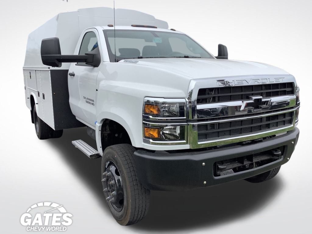 2024 CHEVROLET Silverado 5500HD in Mishawaka, IN