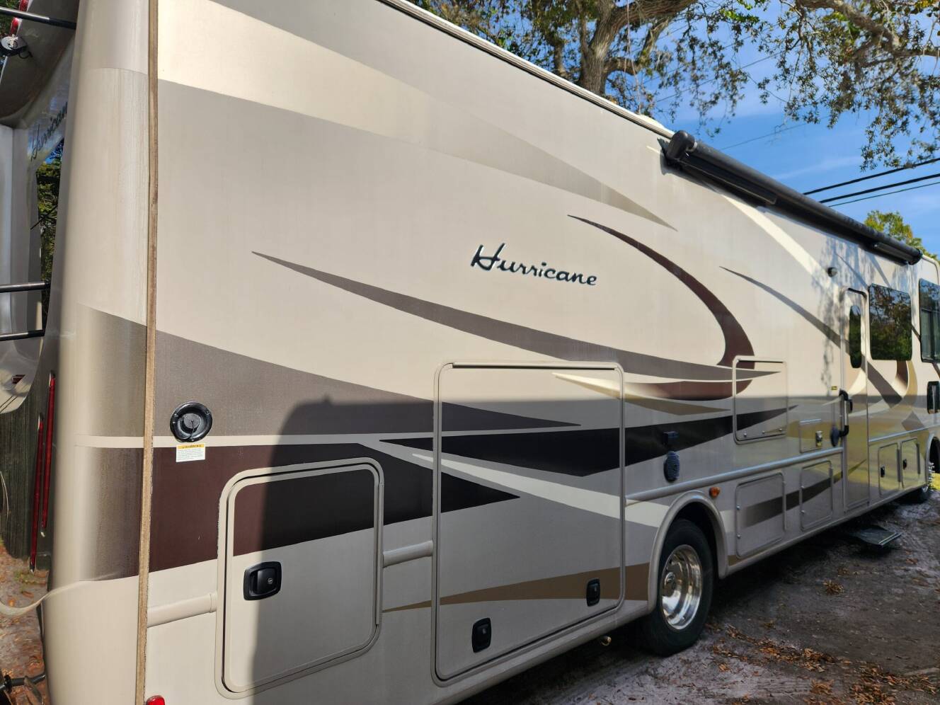 A photo of this 2016 Thor Motor Coach HURRICANE 34J