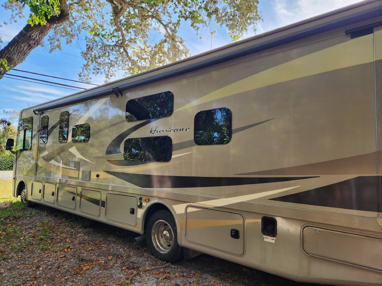 A photo of this 2016 Thor Motor Coach HURRICANE 34J