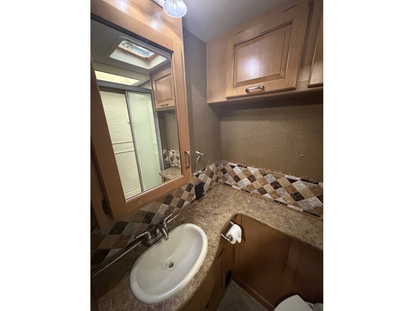 A photo of this 2016 Thor Motor Coach HURRICANE 34J