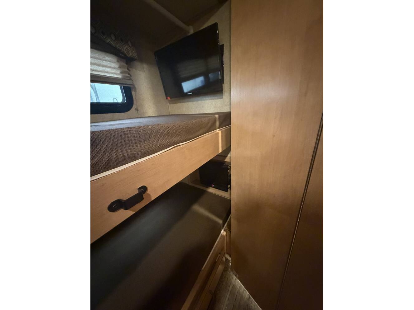 A photo of this 2016 Thor Motor Coach HURRICANE 34J