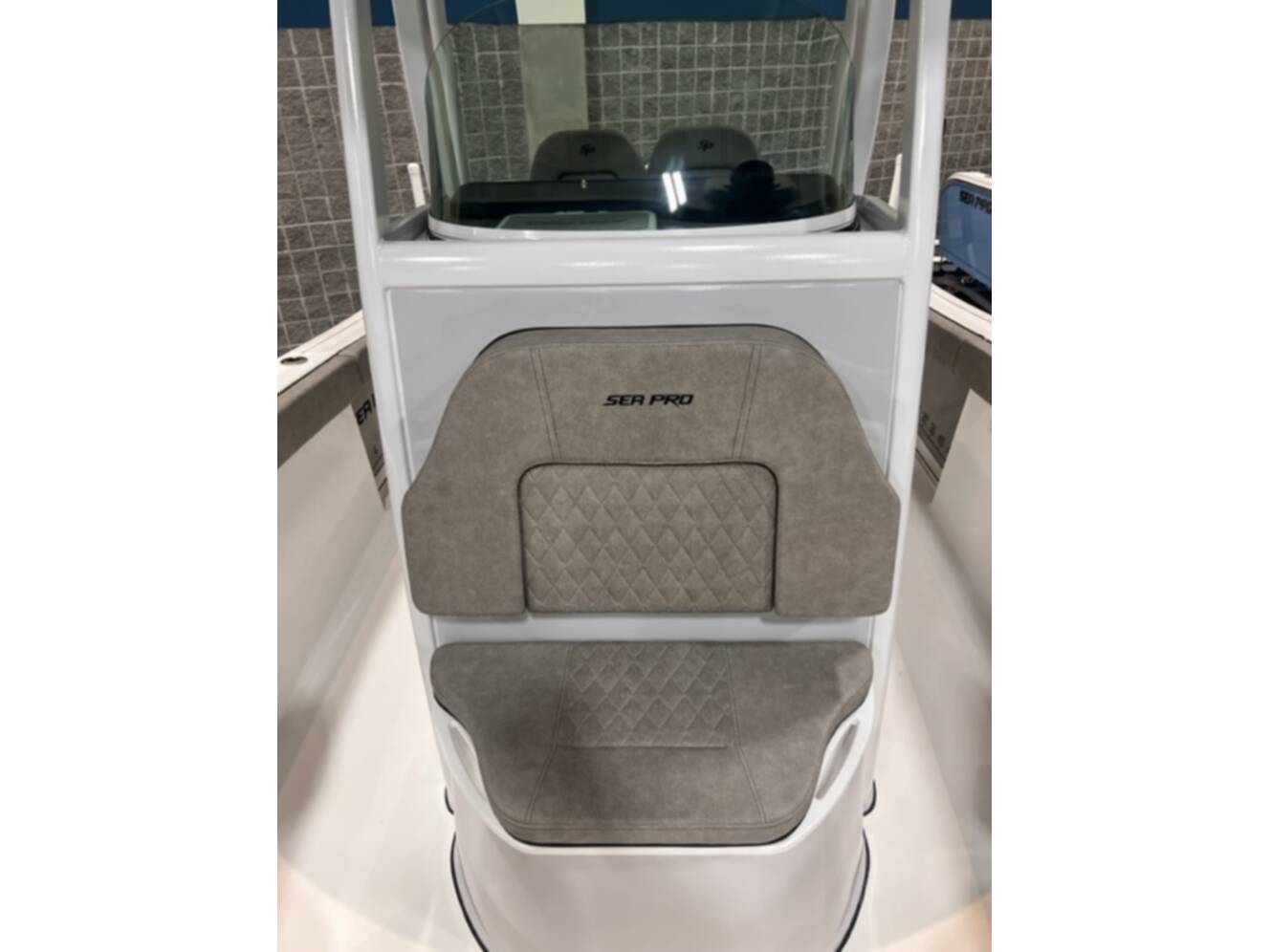 A photo of this 2024 Sea Pro 242DLX