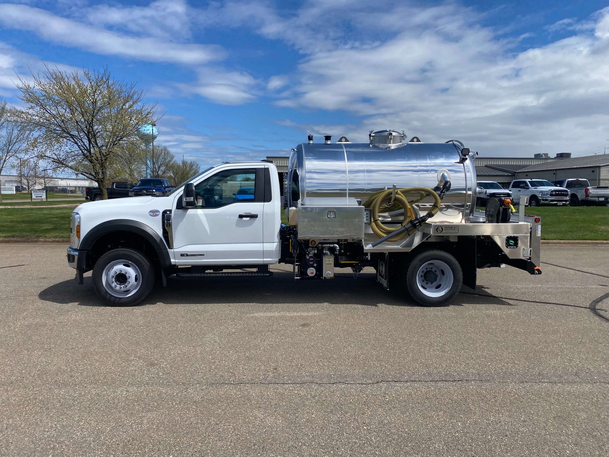 2026 FORD F550 in Crestwood, IL