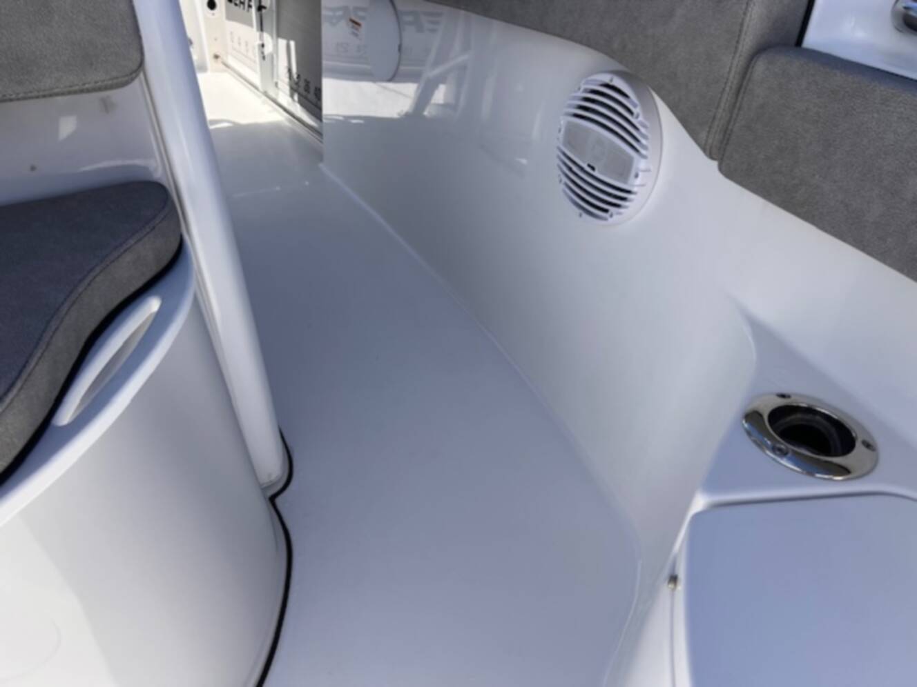 A photo of this 2024 Sea Pro 242DLX