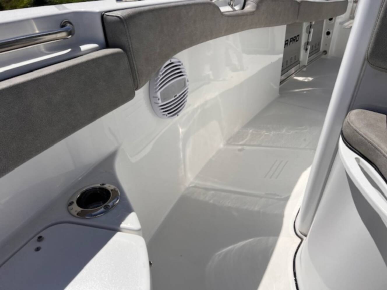 A photo of this 2024 Sea Pro 242DLX