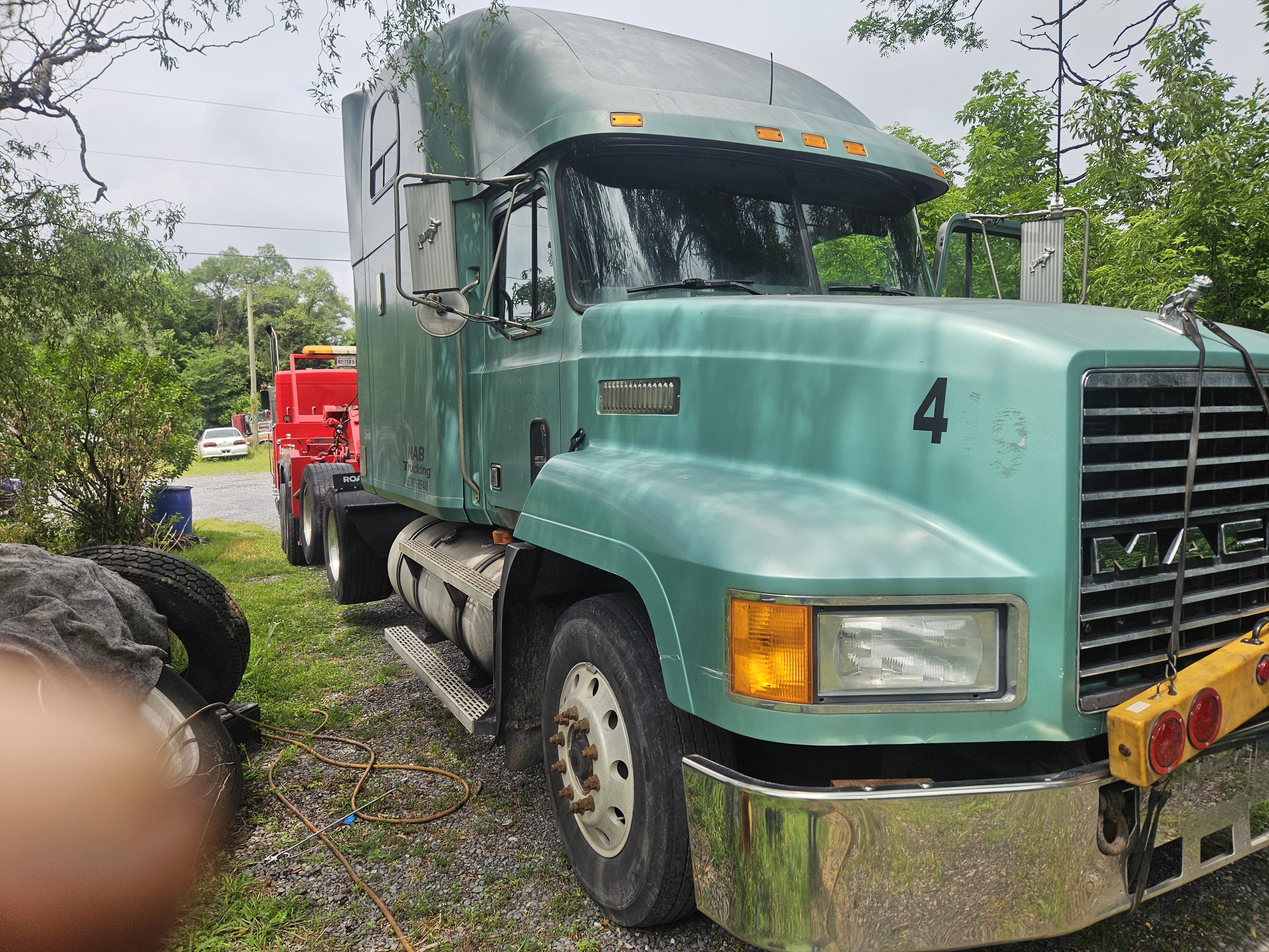 1999 MACK CH613 in Harrisonburg, VA