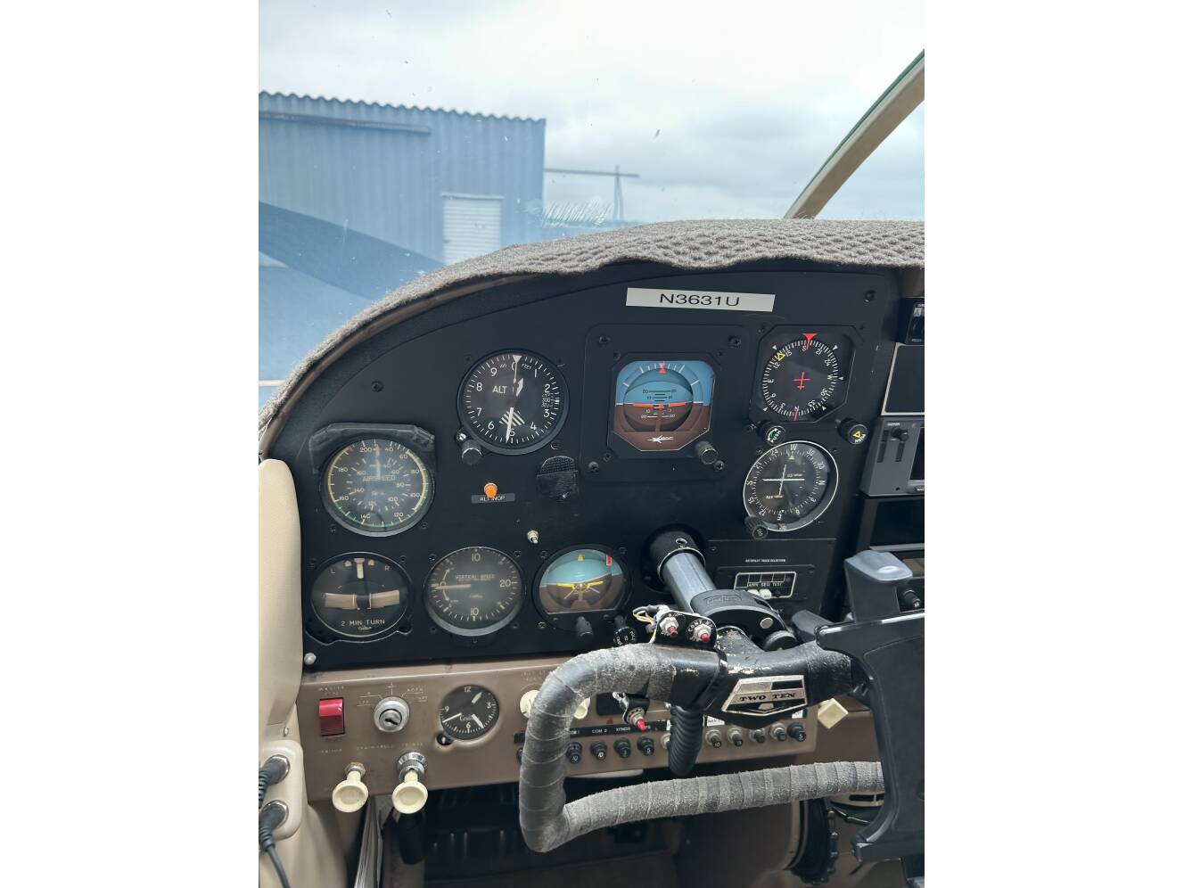 A photo of this 1963 Cessna 182