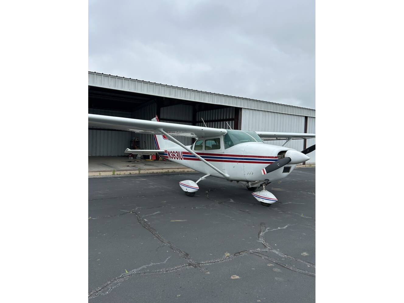 A photo of this 1963 Cessna 182