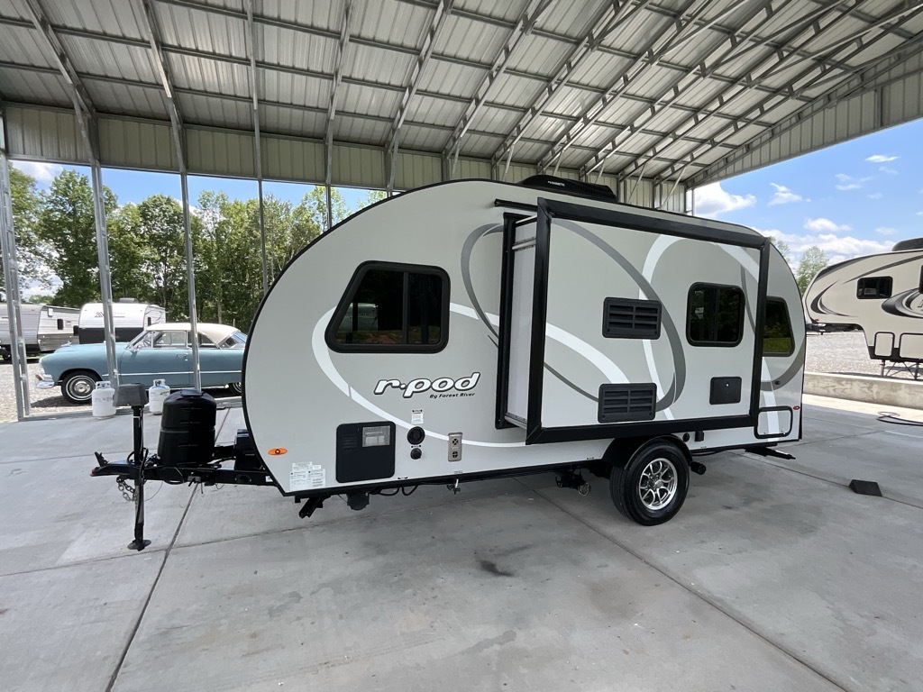 2020 Forest River R-POD HOOD RIVER 189 in dobson NC