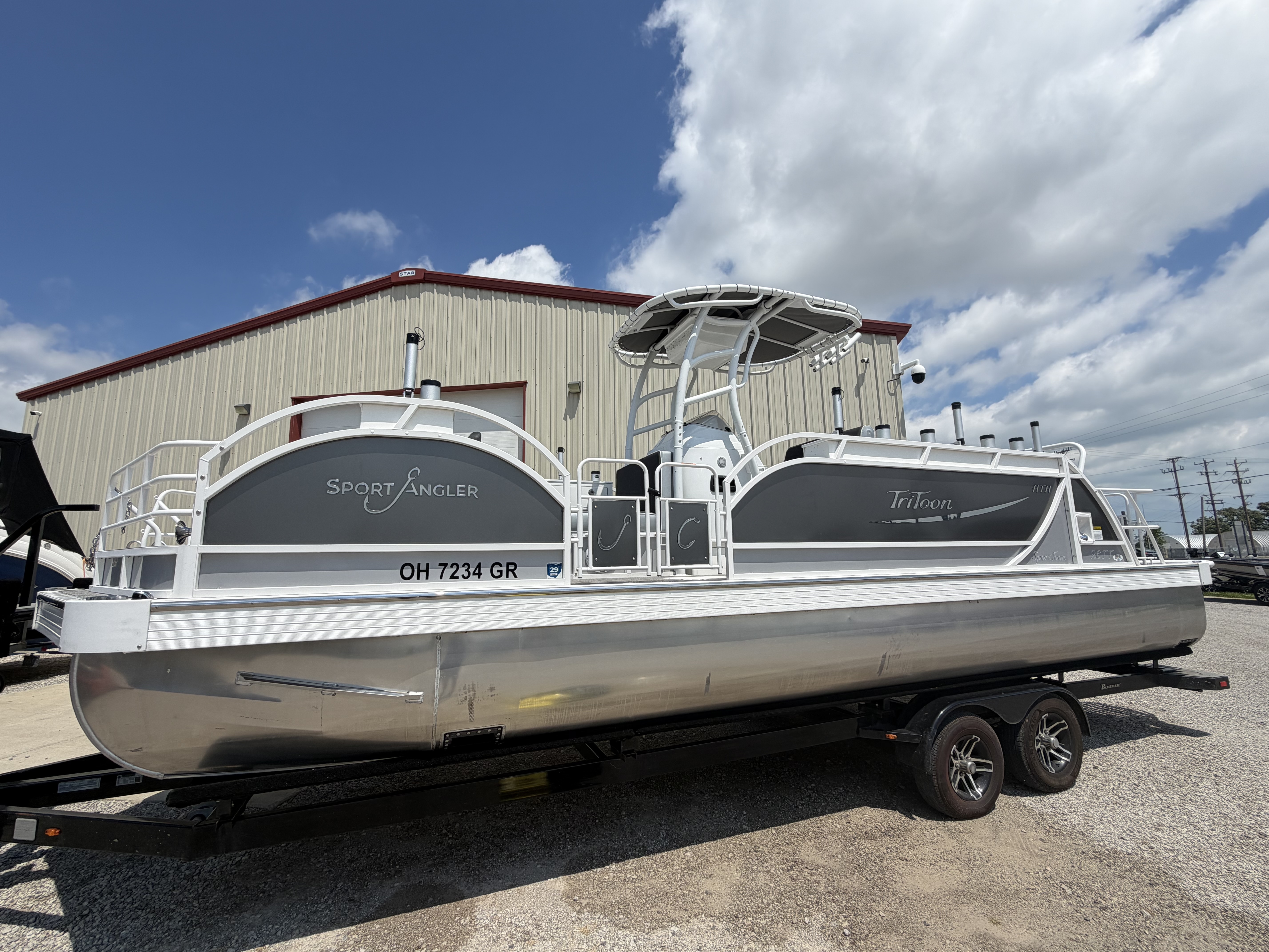 2025 Jc Tritoon 26TT Sport Angler in port clinton OH
