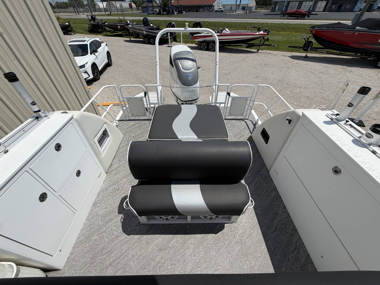 A photo of this 2025 Jc Tritoon 26TT Sport Angler