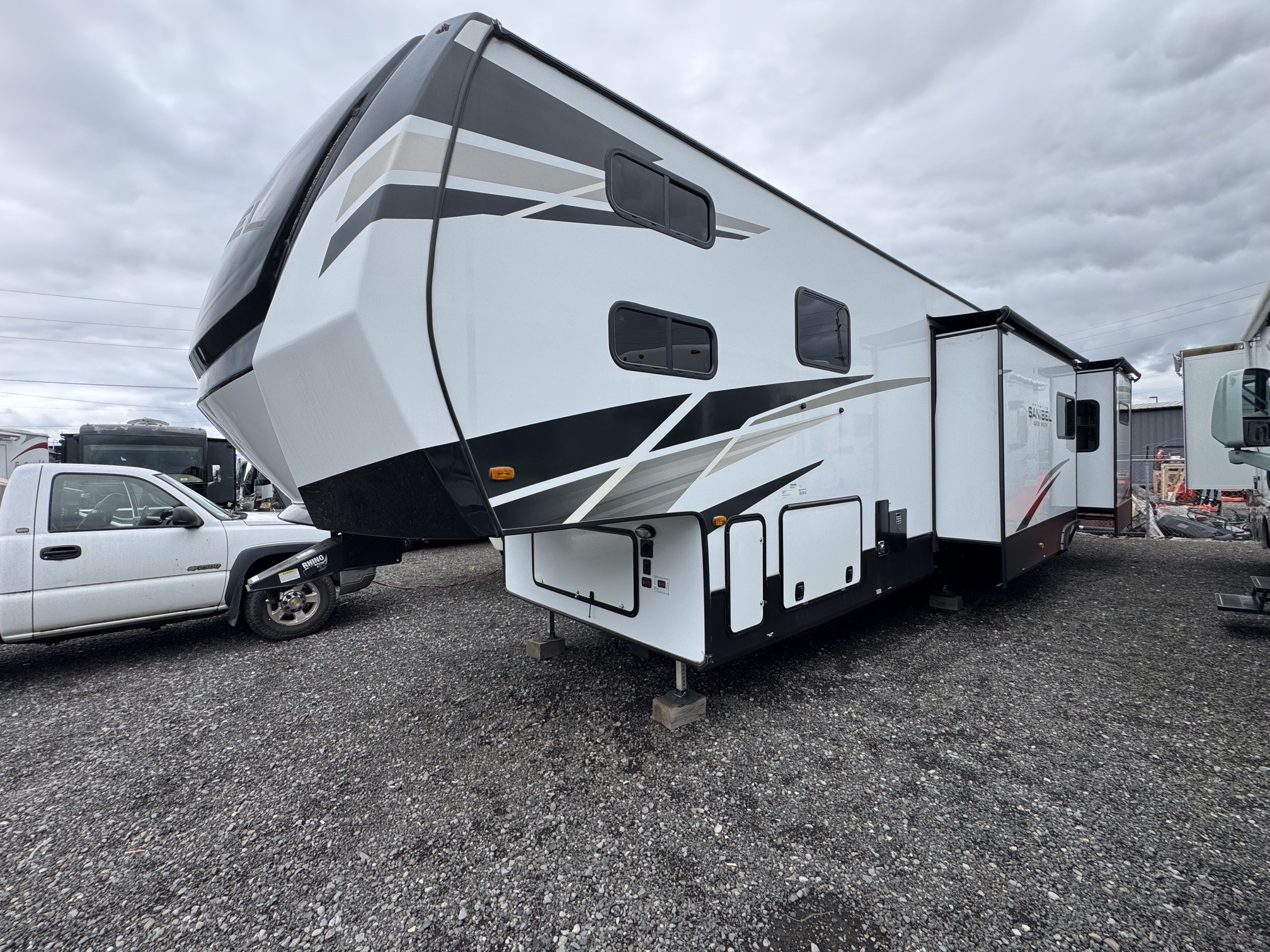 2024 Prime Time SANIBEL 3952FBWB RV
