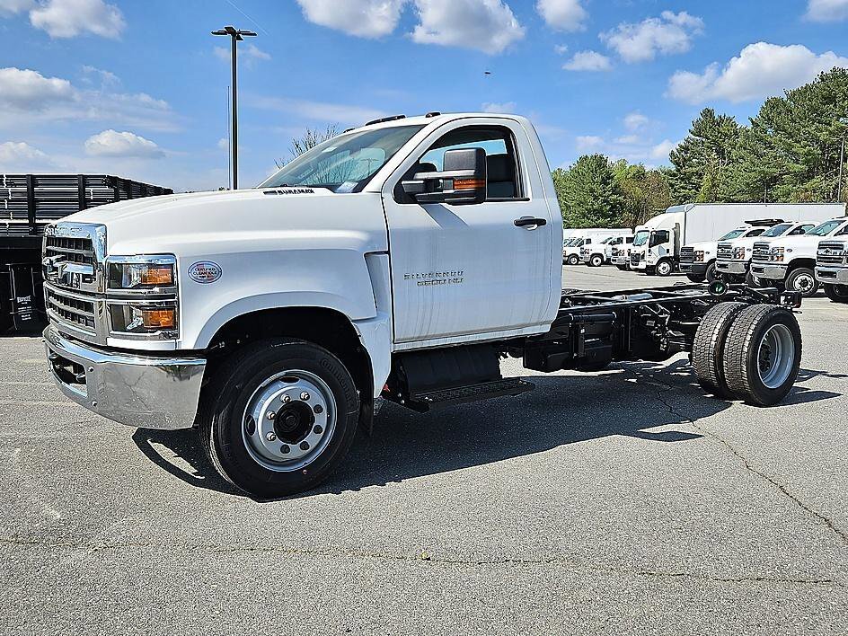 2024 CHEVROLET Silverado 6500 HD in Winston Salem, NC