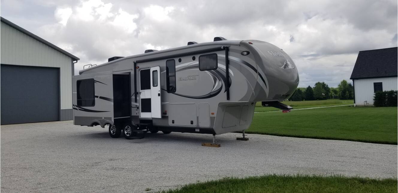A photo of this 2013 Keystone MONTANA HIGH COUNTRY 325RL