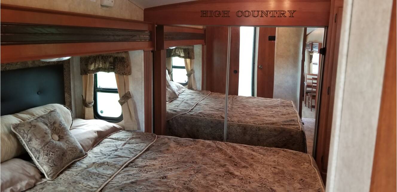 A photo of this 2013 Keystone MONTANA HIGH COUNTRY 325RL